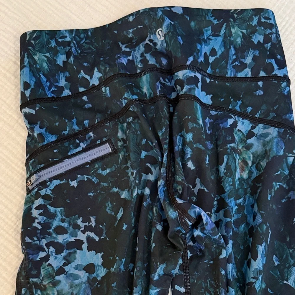 lululemon athletica Black and Teal Patterned Leggings